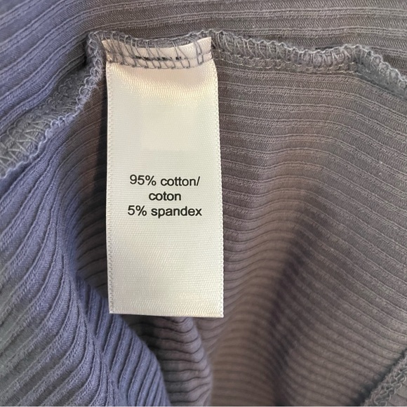 Gray Sleeveless Ribbed Top - Picture 6 of 6